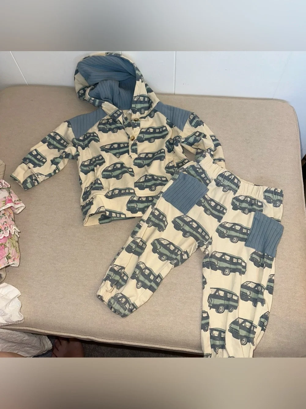 Kate Quinn VW Bus Hoodie & Sweatpants Set